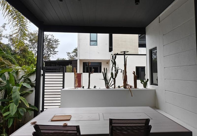 Avira Garden Terraces @ Medini