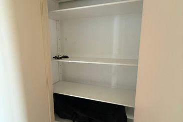 The Pinnacles (Pinnacle Tower)