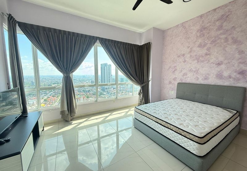 The Pinnacles (Pinnacle Tower)