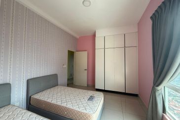 The Pinnacles (Pinnacle Tower)