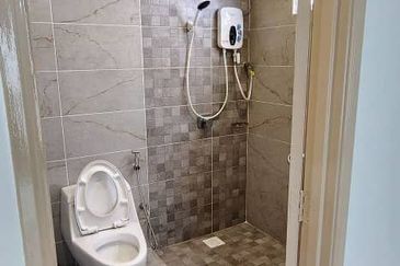 The Pinnacles (Pinnacle Tower)