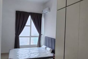 The Pinnacles (Pinnacle Tower)