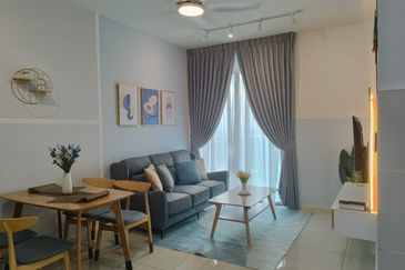 The M @ Medini Macrolink