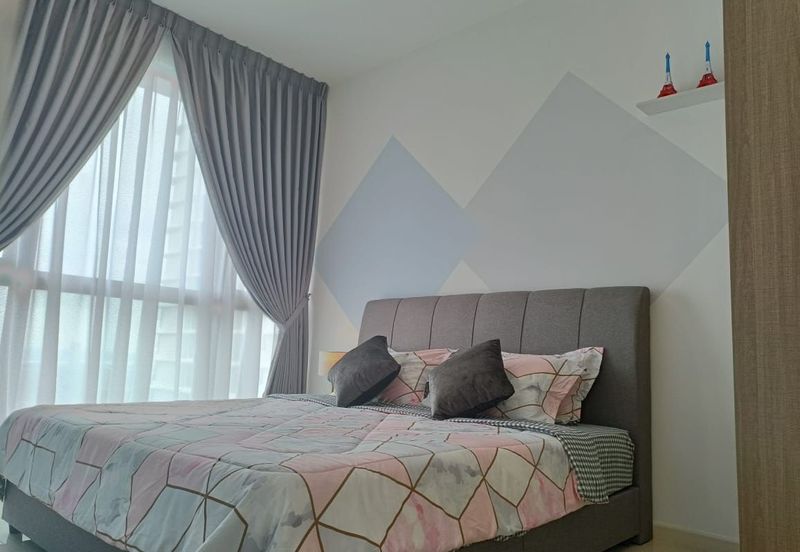 The M @ Medini Macrolink