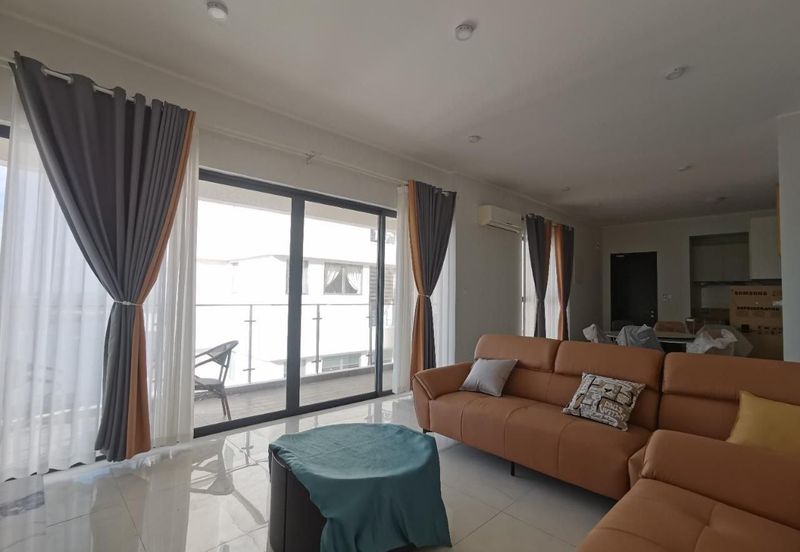 Royal Strand @ Country Garden Danga Bay