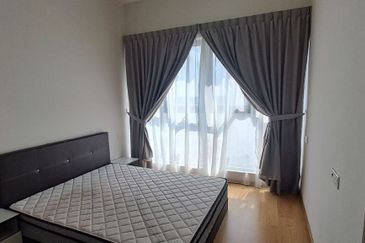 Baypoint @ Country Garden Danga Bay