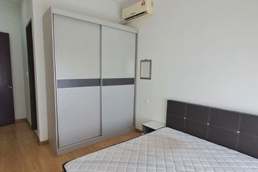 Baypoint @ Country Garden Danga Bay