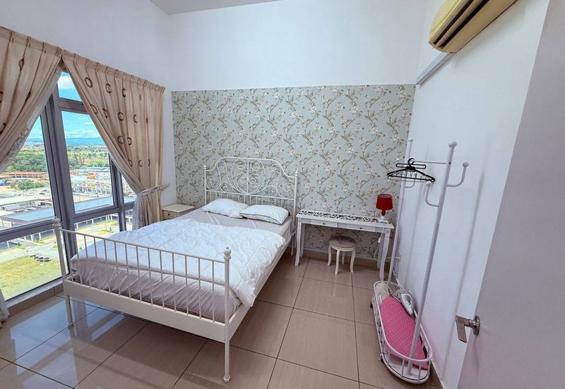 MANHATTAN @ Austin Heights