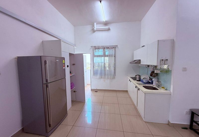 MANHATTAN @ Austin Heights