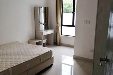 The Canal Garden North, Horizon Hills