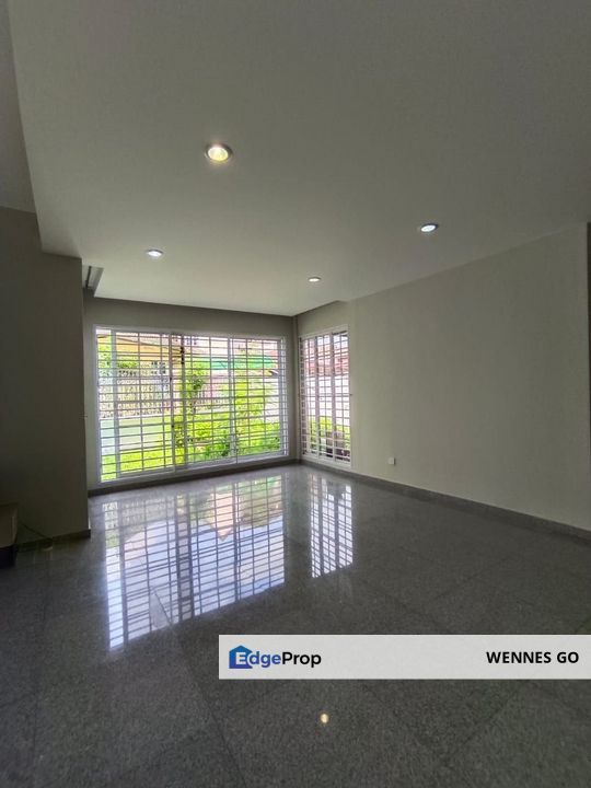 Mutiara Rini Double Storey End Lot with Land Fully Renovated & Unblock , Johor, Skudai