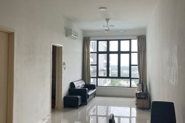 D'Summit Residences @ Kempas Utama