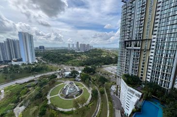 The Elysia Park Residence