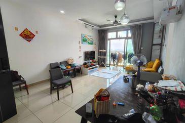 D'Summit Residences @ Kempas Utama