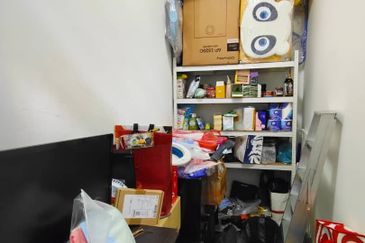 D'Summit Residences @ Kempas Utama