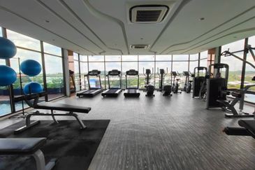 D'Summit Residences @ Kempas Utama