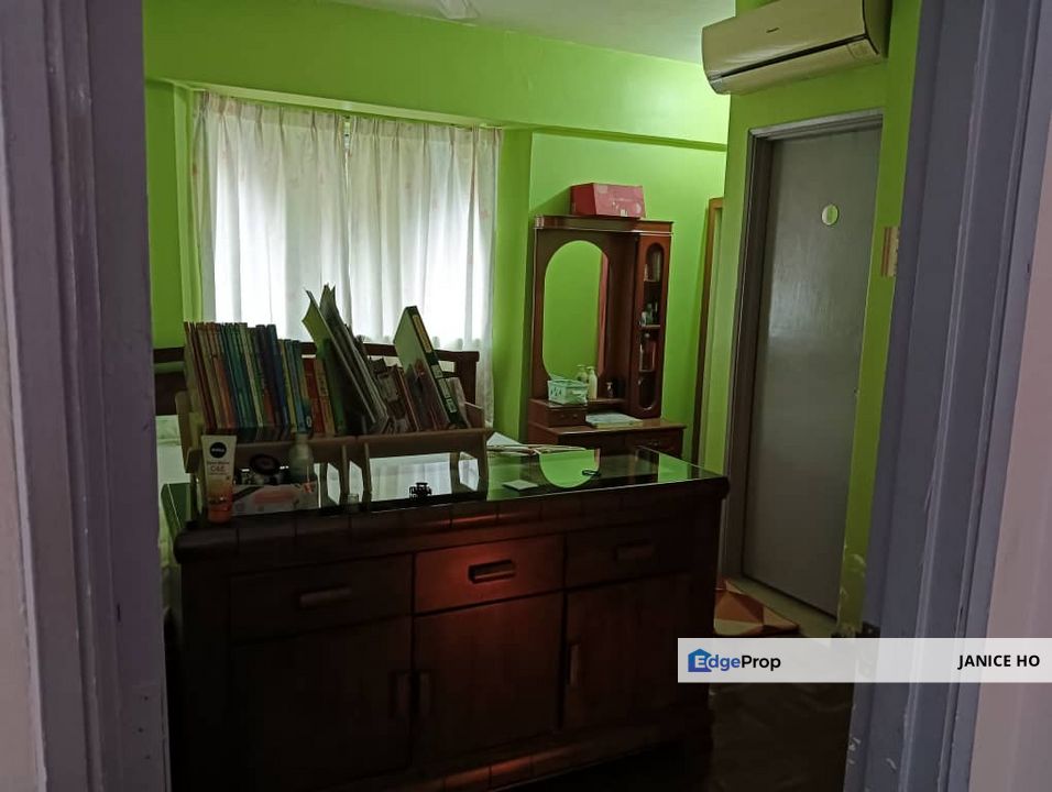 Tasik Height Apartment Newly Painted, Kuala Lumpur, Bandar Tasik Selatan