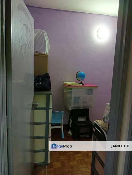 Tasik Height Apartment Newly Painted, Kuala Lumpur, Bandar Tasik Selatan