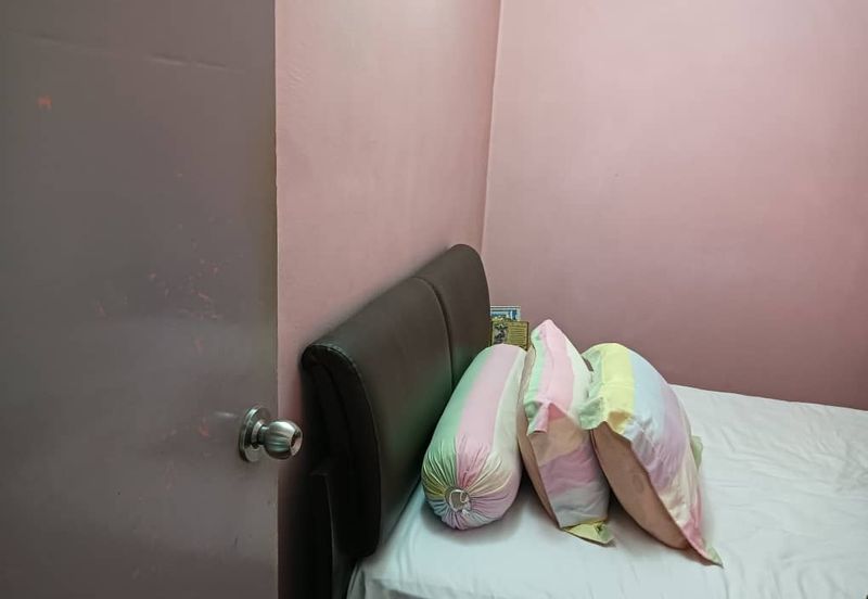 Tasik Heights Apartment