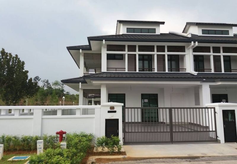 Cradleton @ Eco Majestic