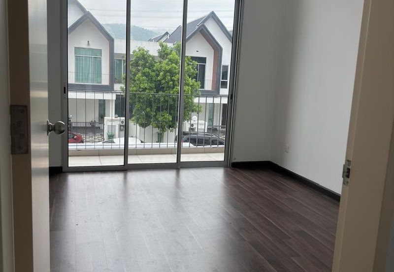 Ebonylane @ Eco Forest