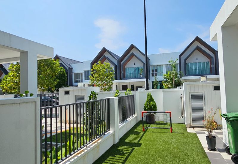 Ebonylane @ Eco Forest