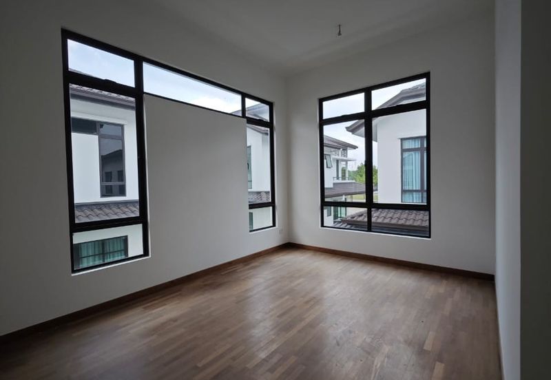 Tenderfields @ Eco Majestic