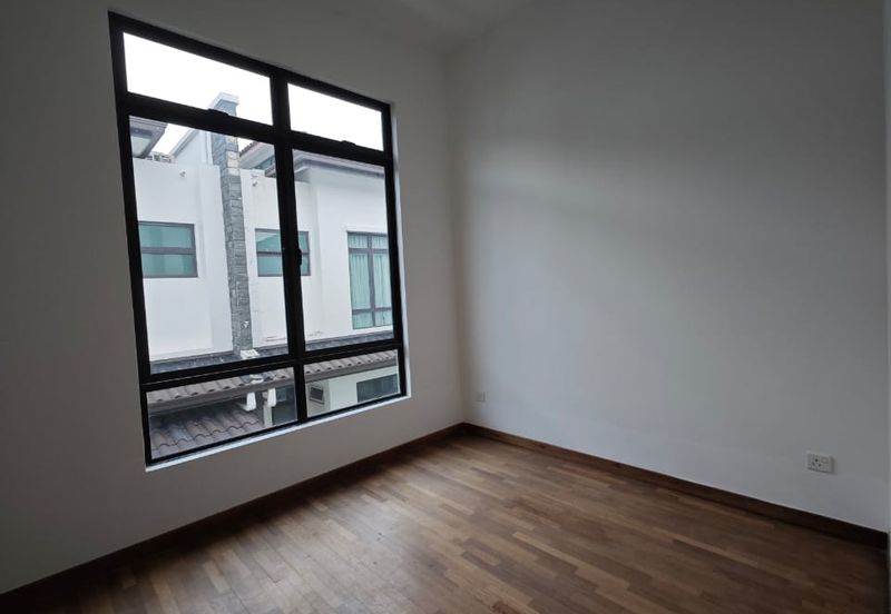 Tenderfields @ Eco Majestic