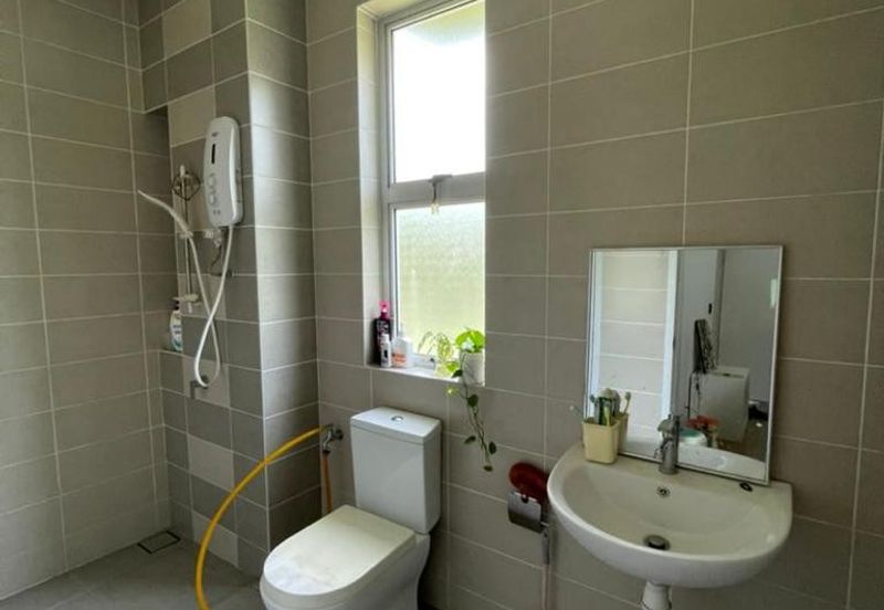 Parkfield Residences, Tropicana Heights