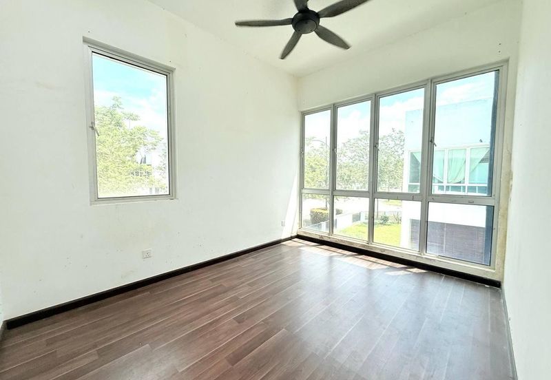 Ebonylane @ Eco Forest