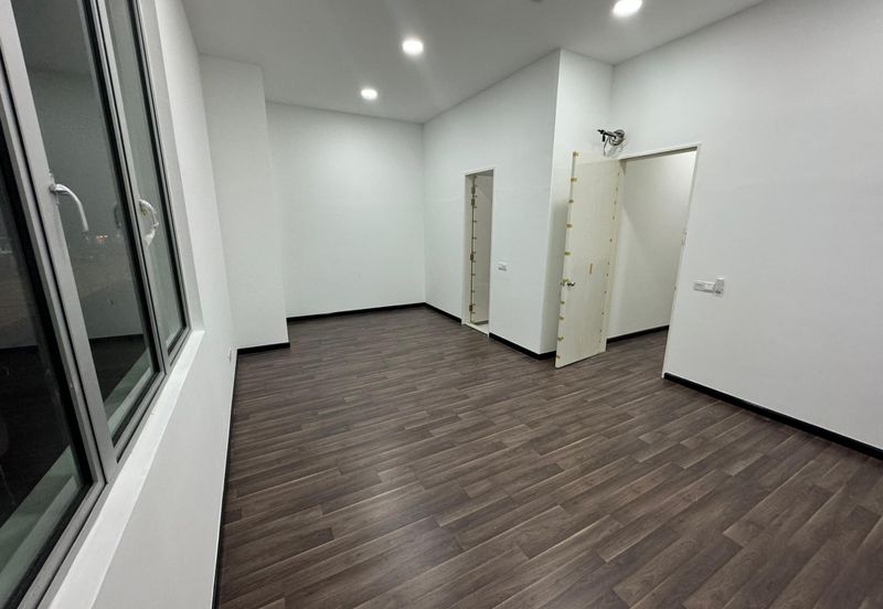 Ebonylane @ Eco Forest