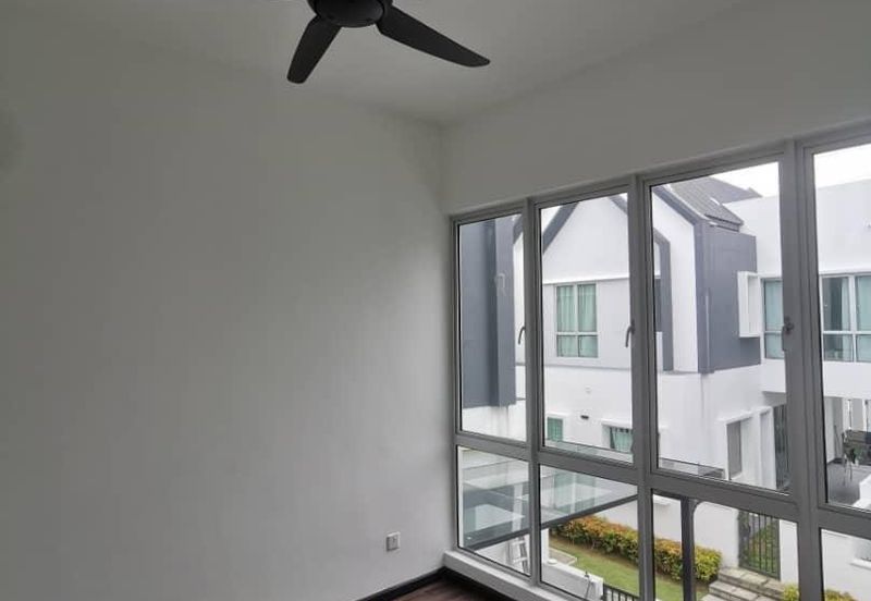 Ebonylane @ Eco Forest