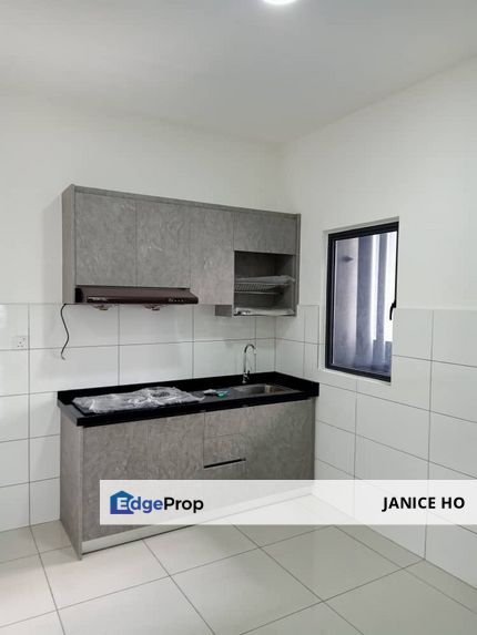 The Holmes 2 Three Rooms Partial Furnished, Kuala Lumpur, Bandar Tun Razak