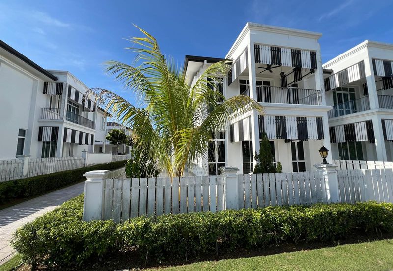 Mellowood @ Eco Majestic