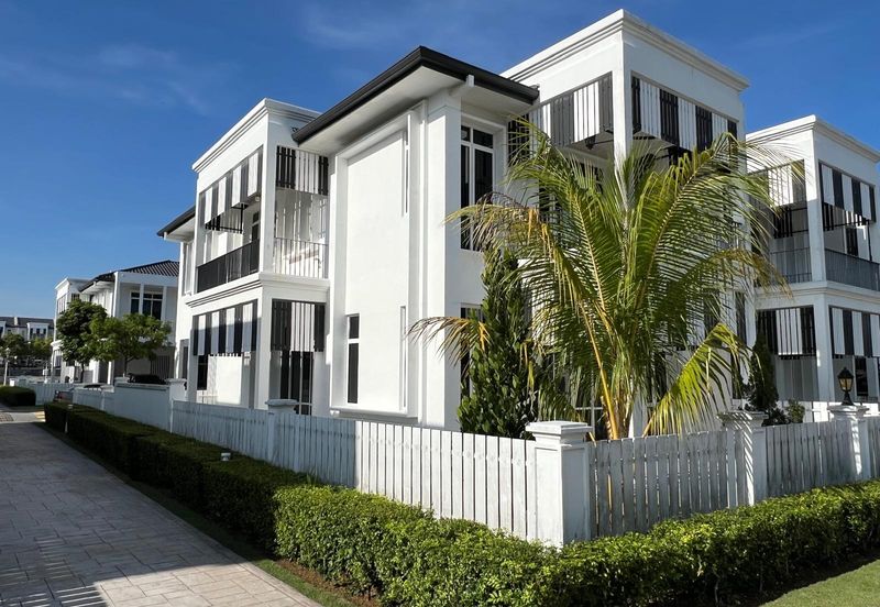 Mellowood @ Eco Majestic