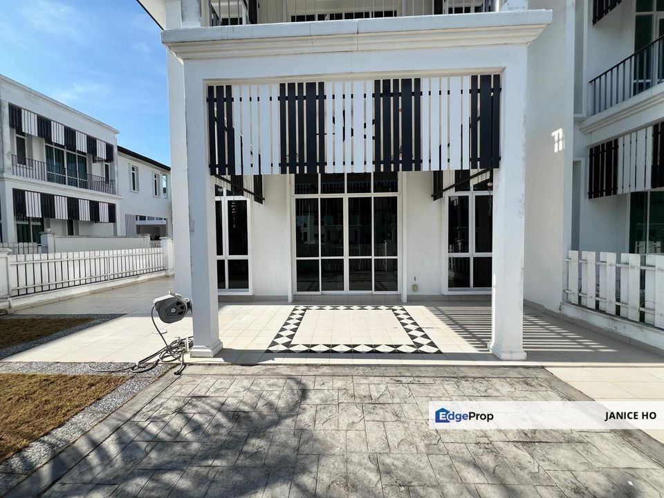 Mellowood Corner House Partial Furnished, Selangor, Semenyih