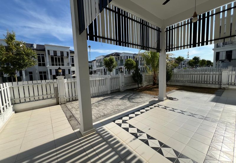 Mellowood @ Eco Majestic