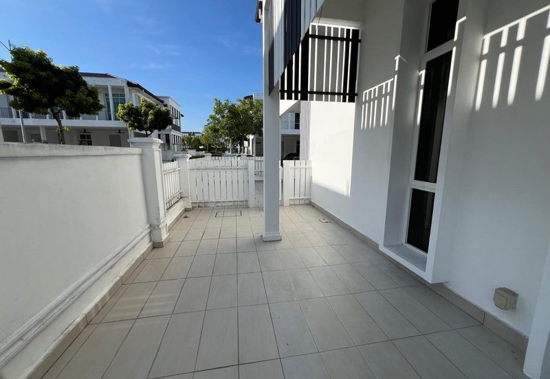 Mellowood @ Eco Majestic