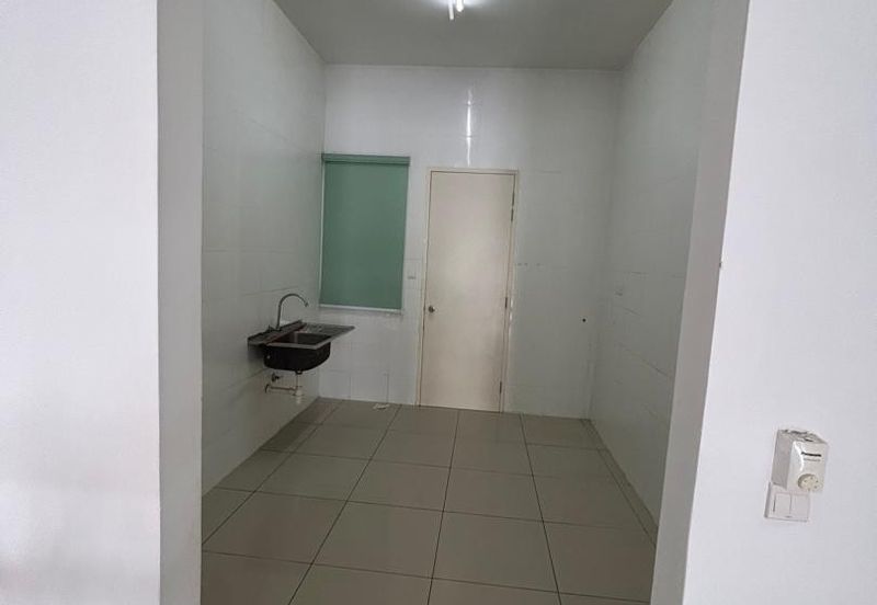 Cradleton @ Eco Majestic