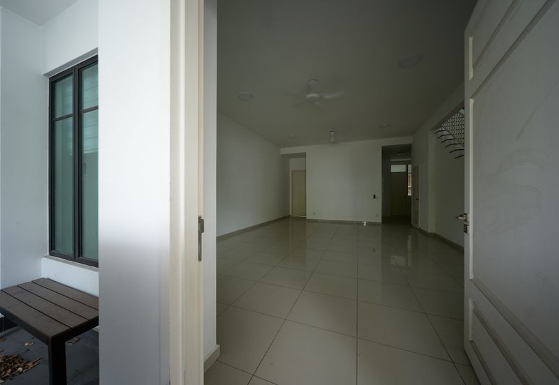 Cradleton @ Eco Majestic