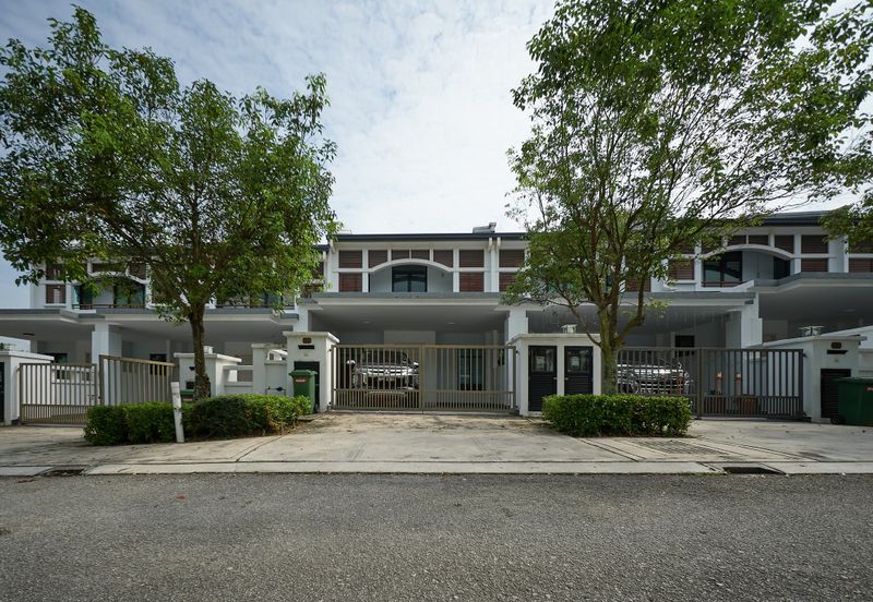 Cradleton @ Eco Majestic