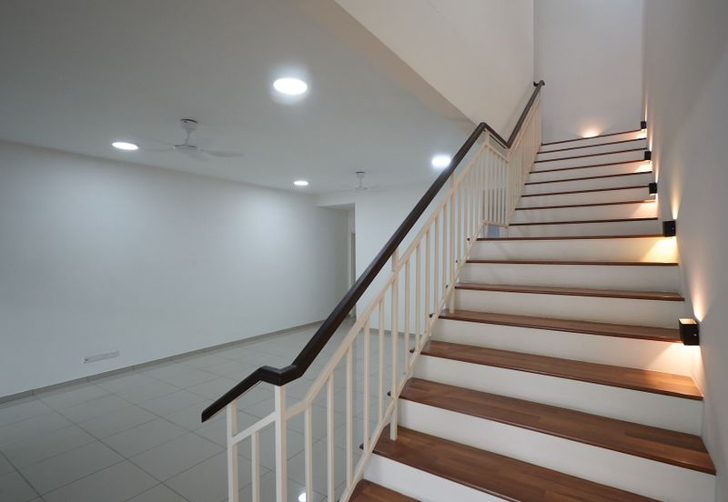 Cradleton @ Eco Majestic