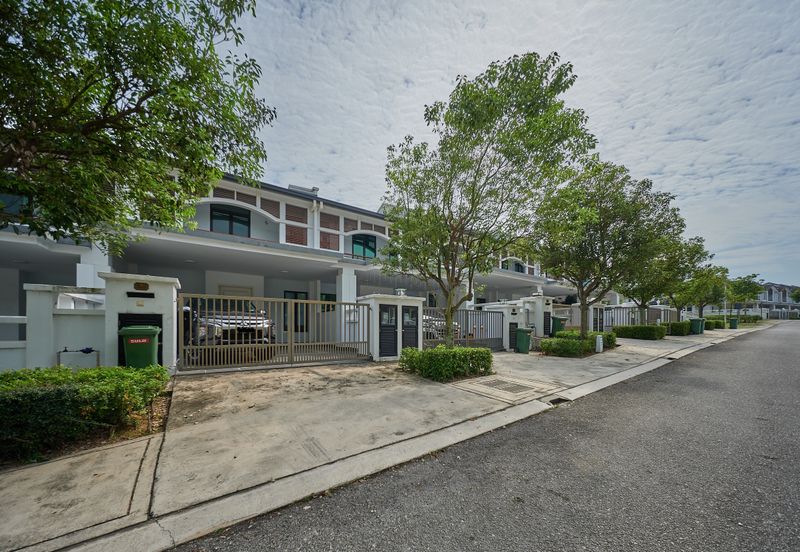 Cradleton @ Eco Majestic