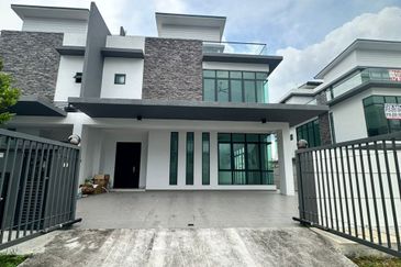 Orchid Hills (Residensi Bukit Orkid) @ 9 Miles