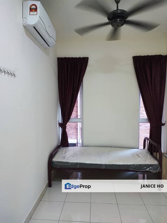 Sungai Long Residence 3 Rooms Partial Furnished, Selangor, Kajang