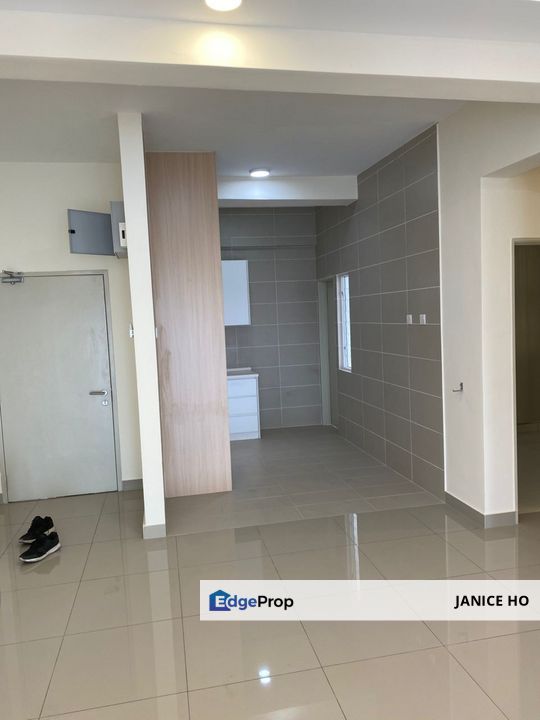 Sungai Long Residence 4 Rooms High Floor, Selangor, Kajang