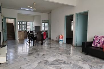 Sri Tanjung Apartment