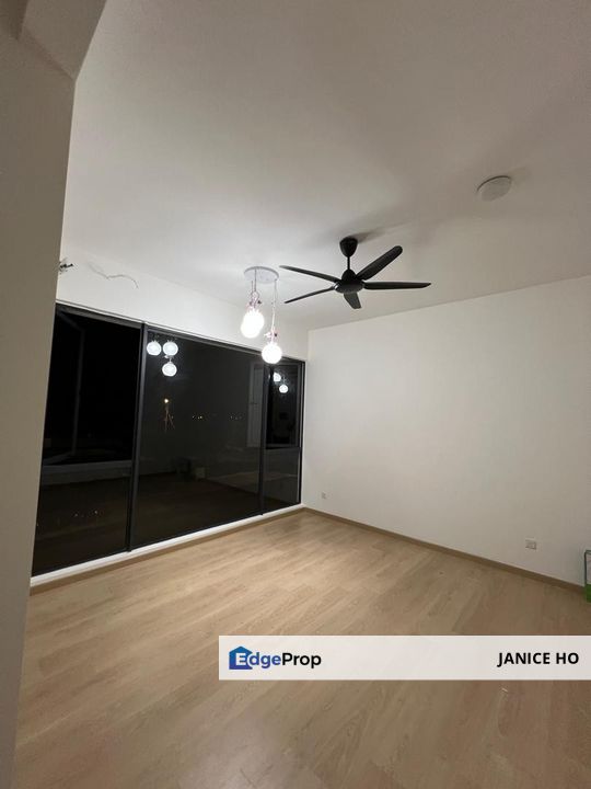 Emerald Diamond City Town House Upper Unit, Selangor, Semenyih