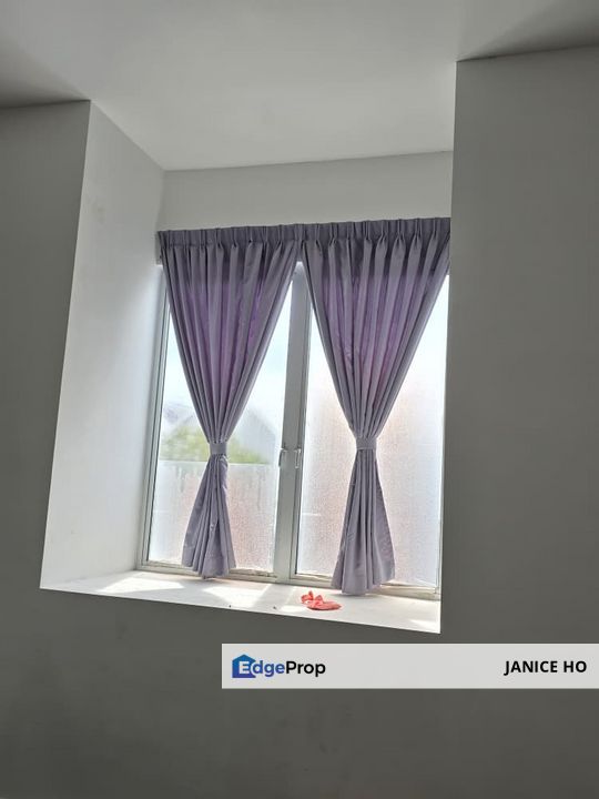 Eco Forest  Ebonylane 2 Storey Landed House Partial Furnished with 2 Air Conds, Selangor, Semenyih