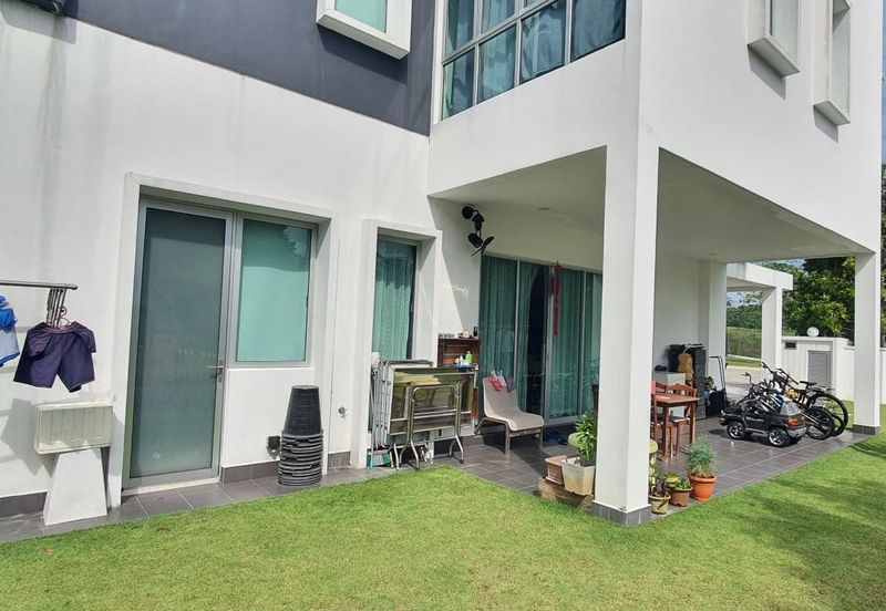 Ebonylane @ Eco Forest